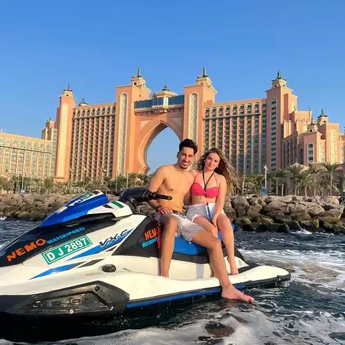 Best Water Activities in Dubai for Couples